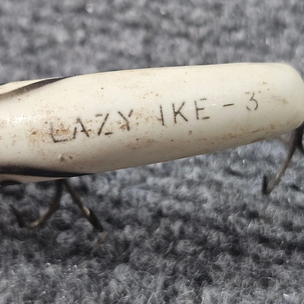 Lazy Ike Fishing Lure Unisex‎ Size 3 Red White Vintage Hard Bait Crankbait